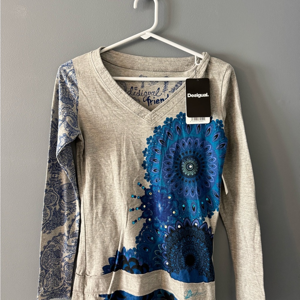Desigual Women's Gray and Blue Artistic Long Sleeve Top